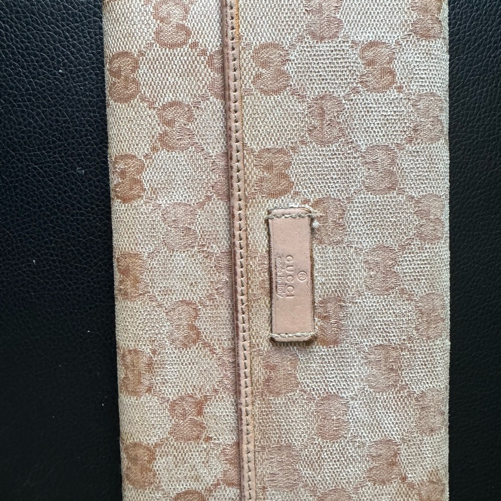 Gucci Tan Wallets Iconic GG Monogram - Picture 1 of 8